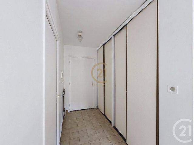 Appartement F1 &agrave; louer - 1 pi&egrave;ce - 33 m2 - Brignais - 69 - RHONE-ALPES