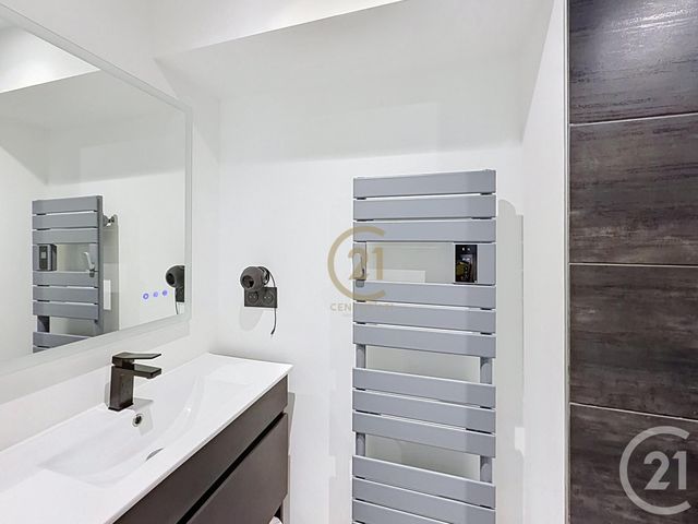 Appartement F2 &agrave; louer - 2 pi&egrave;ces - 28,63 m2 - Lyon - 69002 - RHONE-ALPES