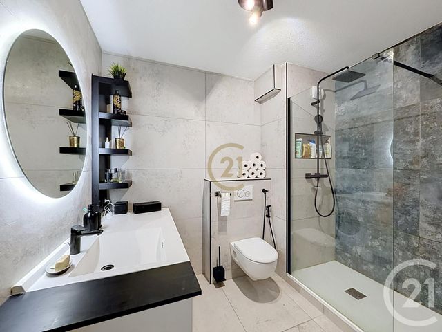 Appartement F3 &agrave; louer - 3 pi&egrave;ces - 76 m2 - Irigny - 69 - RHONE-ALPES