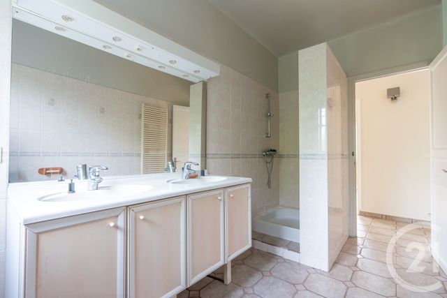 Maison à vendre - 5 pièces - 100 m2 - St Maur Des Fosses - 94 - ILE-DE-FRANCE