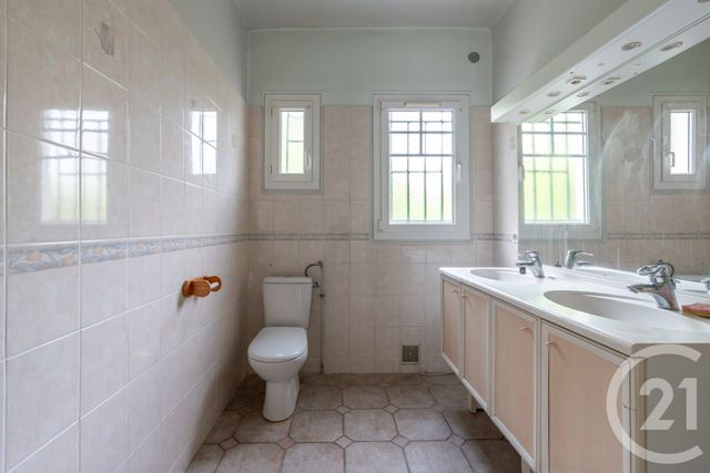 Maison à vendre - 5 pièces - 100 m2 - St Maur Des Fosses - 94 - ILE-DE-FRANCE