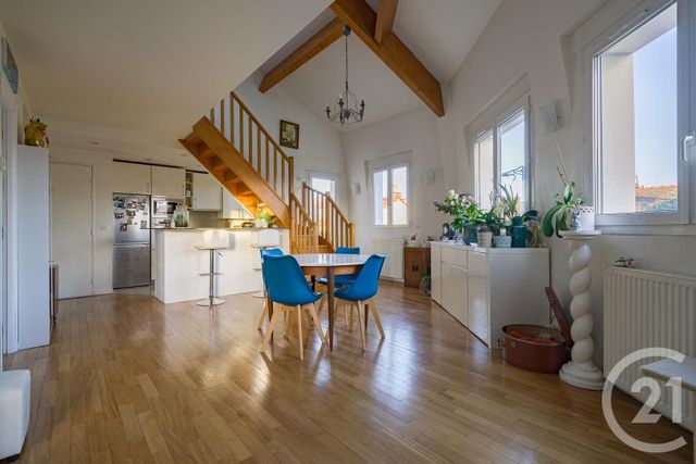 Appartement Duplex à vendre - 4 pièces - 83,30 m2 - St Maur Des Fosses - 94 - ILE-DE-FRANCE