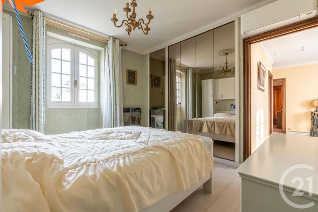Maison à vendre - 6 pièces - 220,98 m2 - St Maur Des Fosses - 94 - ILE-DE-FRANCE