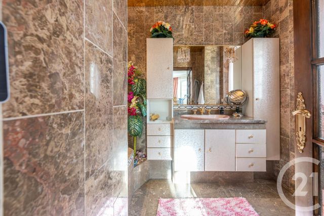 Maison à vendre - 6 pièces - 220,98 m2 - St Maur Des Fosses - 94 - ILE-DE-FRANCE