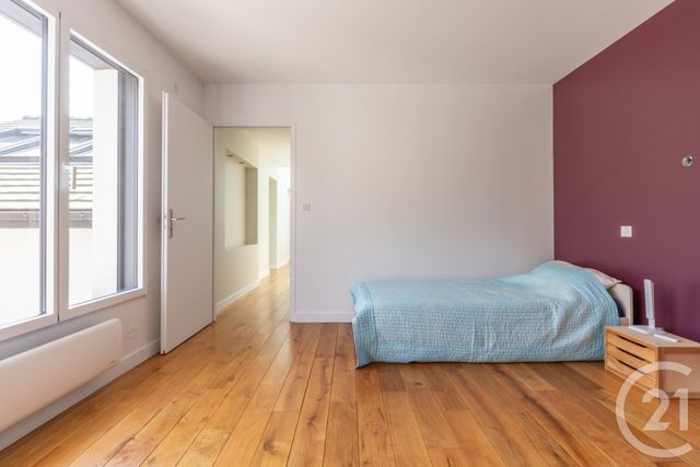 Maison &agrave; vendre - 8 pi&egrave;ces - 204,01 m2 - La Varenne St Hilaire - 94 - ILE-DE-FRANCE