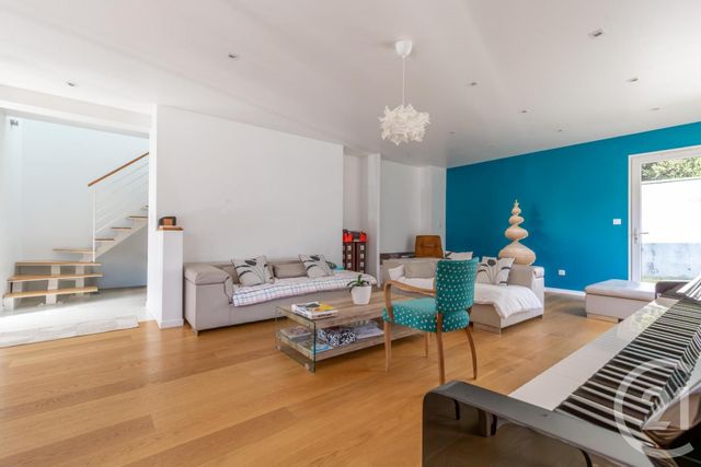 Maison &agrave; vendre - 8 pi&egrave;ces - 204,01 m2 - La Varenne St Hilaire - 94 - ILE-DE-FRANCE