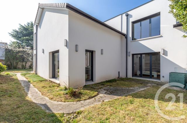 Maison &agrave; vendre - 8 pi&egrave;ces - 204,01 m2 - La Varenne St Hilaire - 94 - ILE-DE-FRANCE