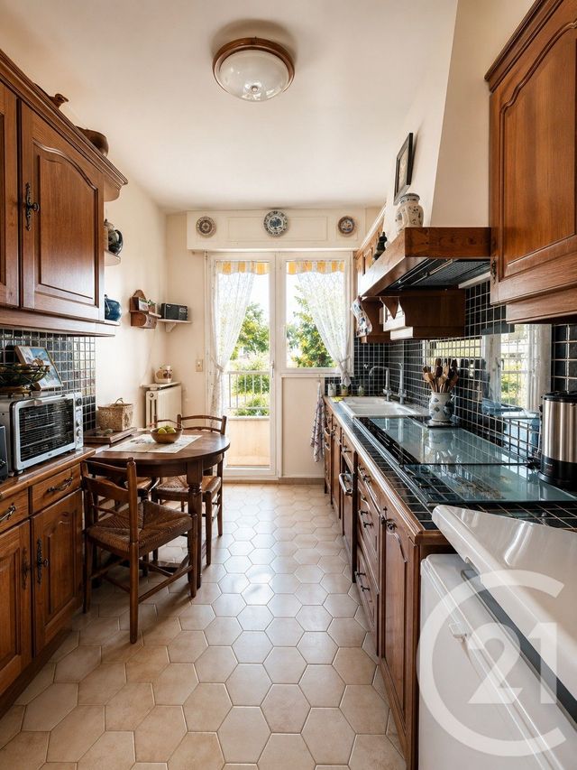 Appartement F5 &agrave; vendre - 5 pi&egrave;ces - 96 m2 - St Maur Des Fosses - 94 - ILE-DE-FRANCE