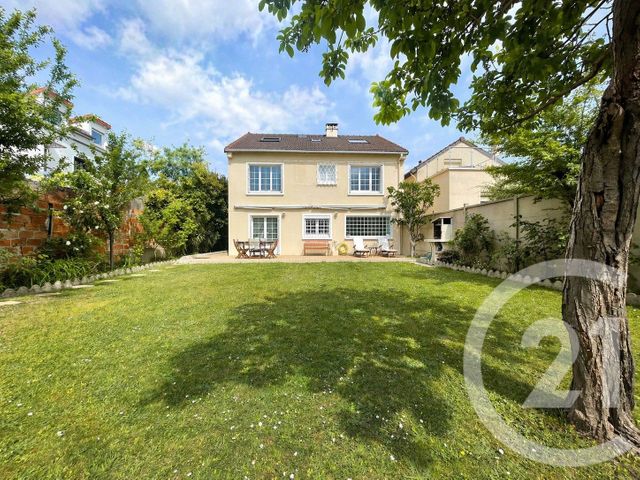 Maison à vendre ST MAUR DES FOSSES