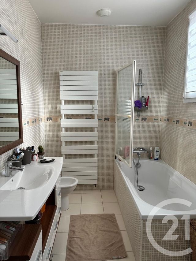 Maison &agrave; vendre - 8 pi&egrave;ces - 217,87 m2 - St Maur Des Fosses - 94 - ILE-DE-FRANCE