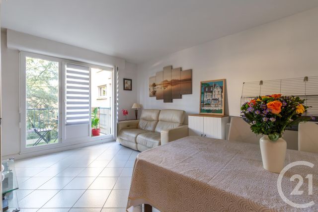 Appartement F3 à vendre ST MAUR DES FOSSES