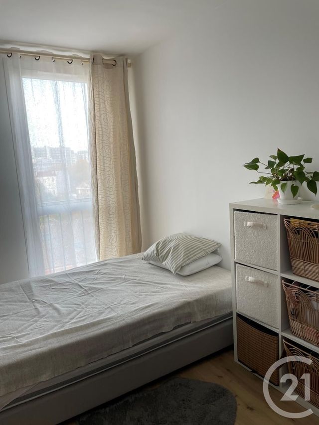 Appartement F3 &agrave; louer - 3 pi&egrave;ces - 55 m2 - St Maur Des Fosses - 94 - ILE-DE-FRANCE