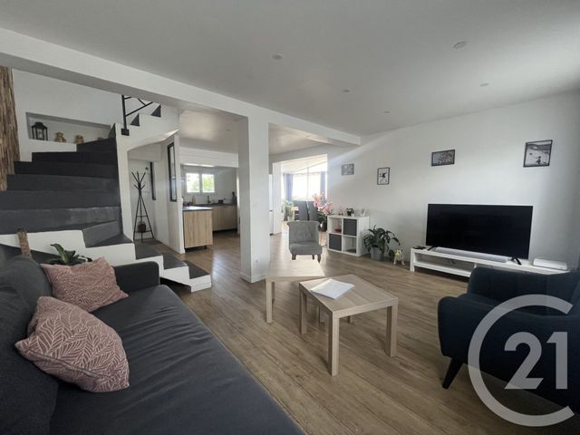 Appartement Duplex à vendre LA VARENNE ST HILAIRE