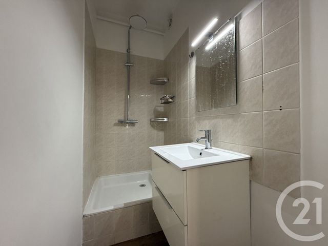 Appartement F3 à louer - 3 pièces - 43,01 m2 - St Maur Des Fosses - 94 - ILE-DE-FRANCE