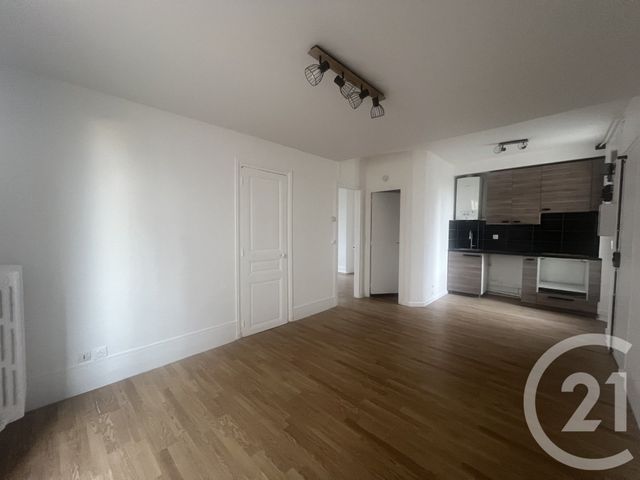 Appartement F3 à louer ST MAUR DES FOSSES