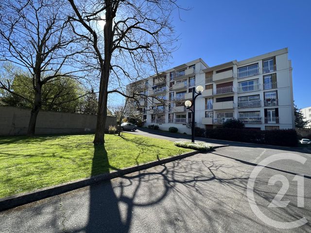 Appartement F3 à louer - 3 pièces - 66,58 m2 - St Maur Des Fosses - 94 - ILE-DE-FRANCE