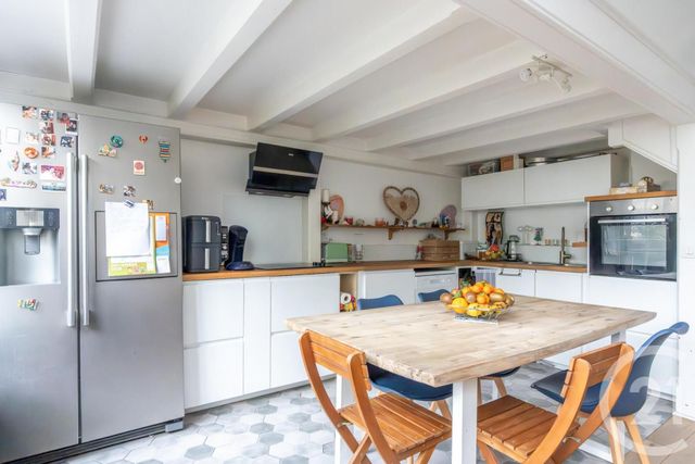 Appartement F4 à vendre - 4 pièces - 76,02 m2 - Chennevieres Sur Marne - 94 - ILE-DE-FRANCE