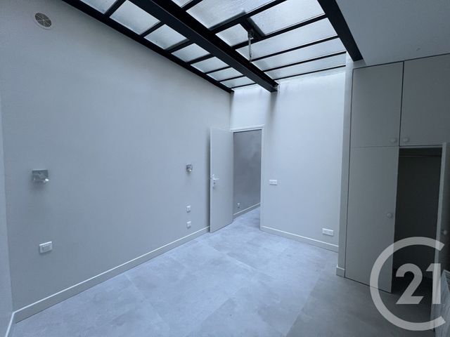 Appartement F3 &agrave; louer - 3 pi&egrave;ces - 54,46 m2 - Paris - 75009 - ILE-DE-FRANCE