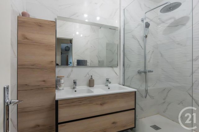 Appartement F3 à vendre - 3 pièces - 64,67 m2 - St Maur Des Fosses - 94 - ILE-DE-FRANCE