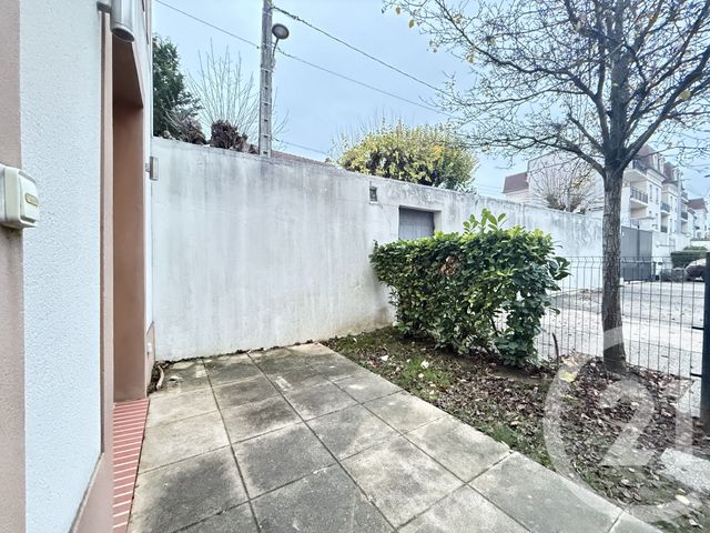 Appartement F3 à louer - 3 pièces - 47,47 m2 - Chennevieres Sur Marne - 94 - ILE-DE-FRANCE