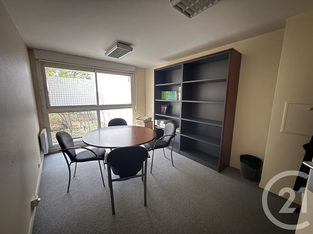 Bureaux à louer - 115.66 m2 - 94 - Val-de-Marne