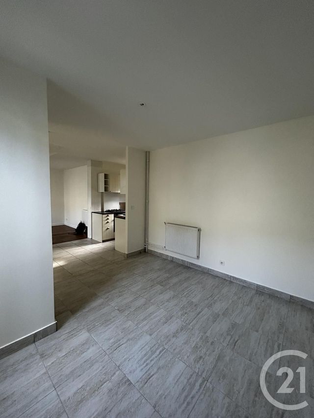 Maison &agrave; louer - 4 pi&egrave;ces - 77,67 m2 - Pierrefitte Sur Seine - 93 - ILE-DE-FRANCE