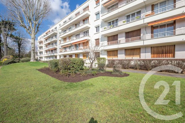 Appartement F4 à vendre ST MAUR DES FOSSES