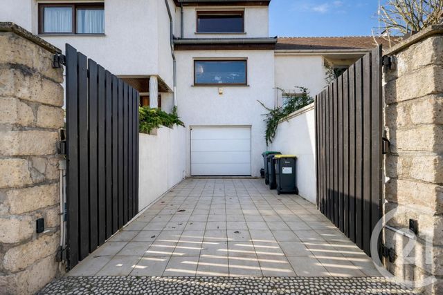 Maison &agrave; vendre - 6 pi&egrave;ces - 149,87 m2 - St Maur Des Fosses - 94 - ILE-DE-FRANCE