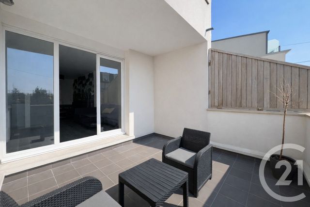 Appartement F2 à vendre STE GENEVIEVE DES BOIS