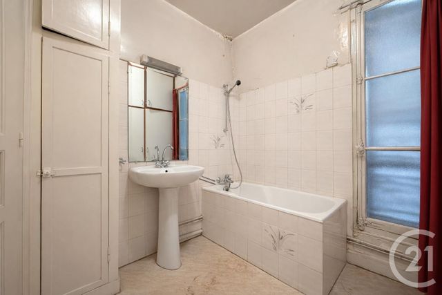 Appartement F4 &agrave; vendre - 4 pi&egrave;ces - 81,88 m2 - St Maur Des Fosses - 94 - ILE-DE-FRANCE