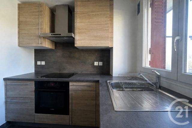 Appartement F2 &agrave; louer - 2 pi&egrave;ces - 46,02 m2 - La Varenne St Hilaire - 94 - ILE-DE-FRANCE