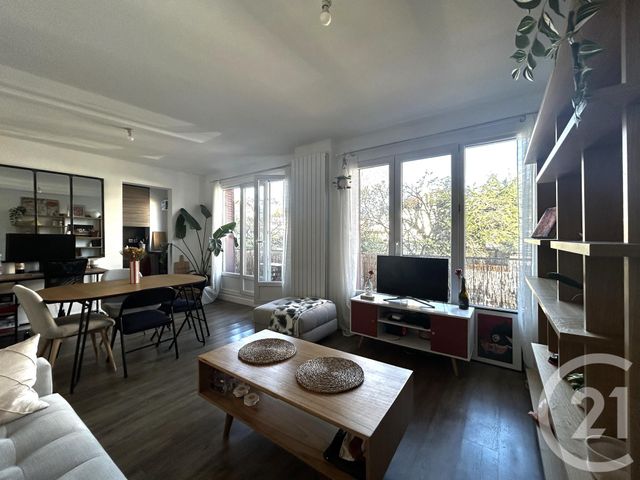 Appartement F2 &agrave; louer - 2 pi&egrave;ces - 46,02 m2 - La Varenne St Hilaire - 94 - ILE-DE-FRANCE