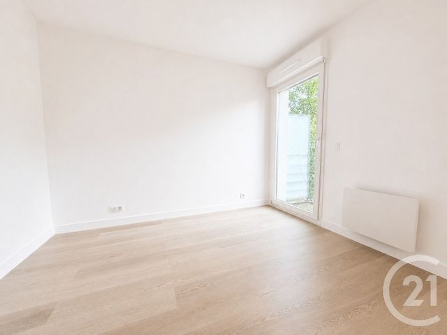 Maison &agrave; louer - 5 pi&egrave;ces - 97,37 m2 - Montreuil - 93 - ILE-DE-FRANCE