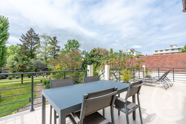 Maison &agrave; vendre - 8 pi&egrave;ces - 218 m2 - St Maur Des Fosses - 94 - ILE-DE-FRANCE