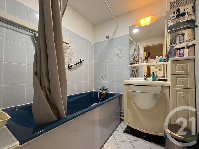 Appartement &agrave; vendre - 3 pi&egrave;ces - 52 m2 - St Maur Des Fosses - 94 - ILE-DE-FRANCE