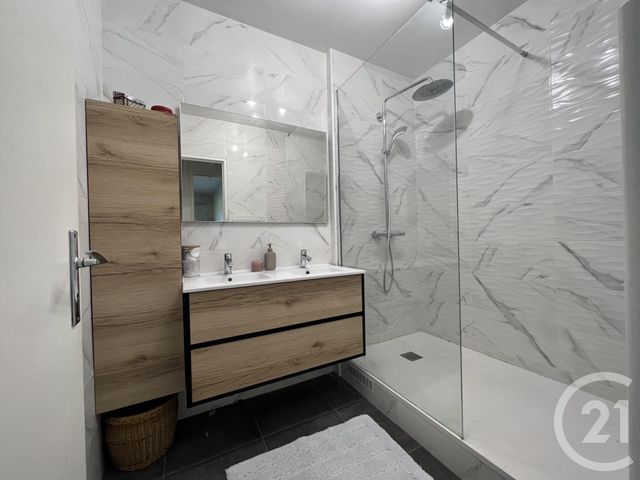 Appartement F3 &agrave; vendre - 3 pi&egrave;ces - 64,67 m2 - St Maur Des Fosses - 94 - ILE-DE-FRANCE