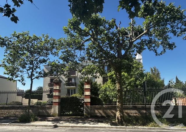 Appartement F1 &agrave; louer - 1 pi&egrave;ce - 30,36 m2 - St Maur Des Fosses - 94 - ILE-DE-FRANCE