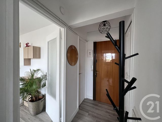 Appartement F1 &agrave; louer - 1 pi&egrave;ce - 34,03 m2 - St Maur Des Fosses - 94 - ILE-DE-FRANCE