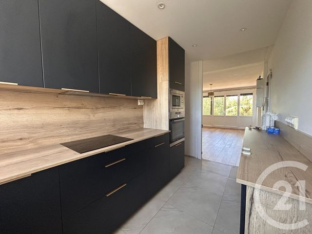 Appartement F4 &agrave; louer - 4 pi&egrave;ces - 76,03 m2 - La Varenne St Hilaire - 94 - ILE-DE-FRANCE