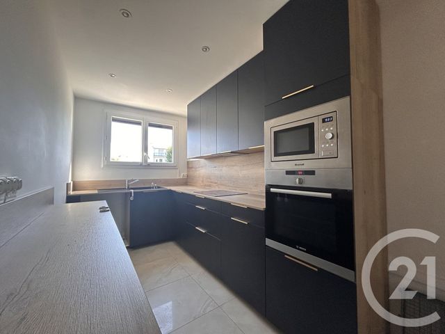 Appartement F4 &agrave; louer - 4 pi&egrave;ces - 76,03 m2 - La Varenne St Hilaire - 94 - ILE-DE-FRANCE