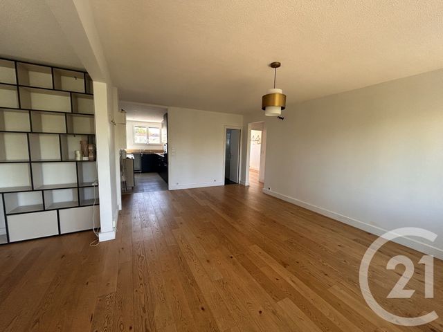 Appartement F4 &agrave; louer - 4 pi&egrave;ces - 76,03 m2 - La Varenne St Hilaire - 94 - ILE-DE-FRANCE
