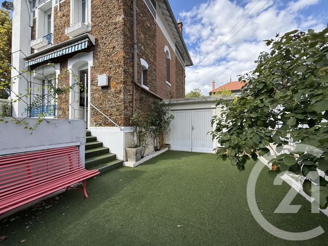 Maison à vendre ST MAUR DES FOSSES