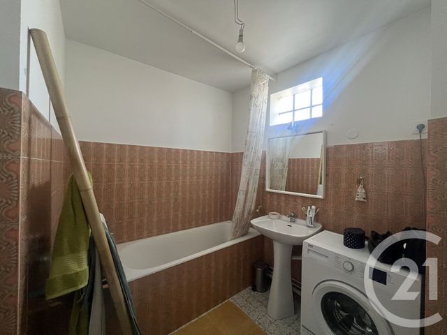 Appartement F2 &agrave; louer - 2 pi&egrave;ces - 53,18 m2 - St Maur Des Fosses - 94 - ILE-DE-FRANCE