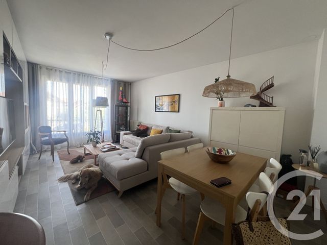 Appartement F2 &agrave; louer - 2 pi&egrave;ces - 53,18 m2 - St Maur Des Fosses - 94 - ILE-DE-FRANCE