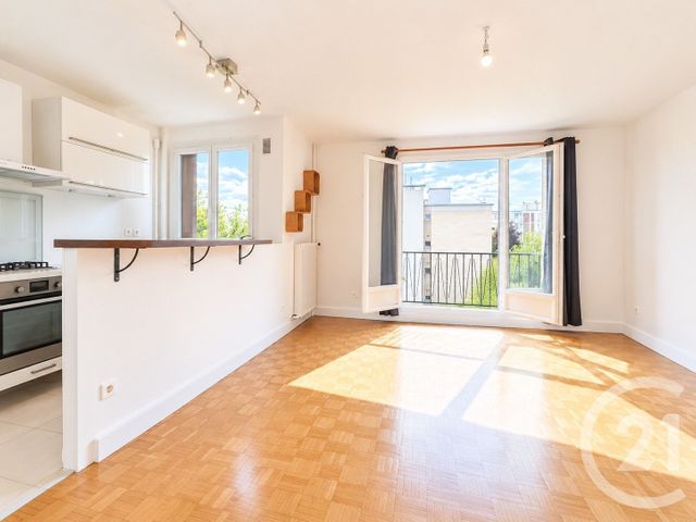 Appartement Studio &agrave; louer - 1 pi&egrave;ce - 30,33 m2 - St Maur Des Fosses - 94 - ILE-DE-FRANCE