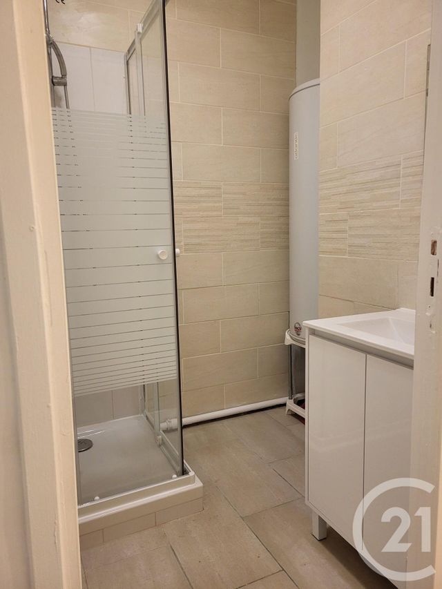Appartement T3 &agrave; louer - 3 pi&egrave;ces - 51,75 m2 - Marseille - 13004 - PROVENCE-ALPES-COTE-D-AZUR