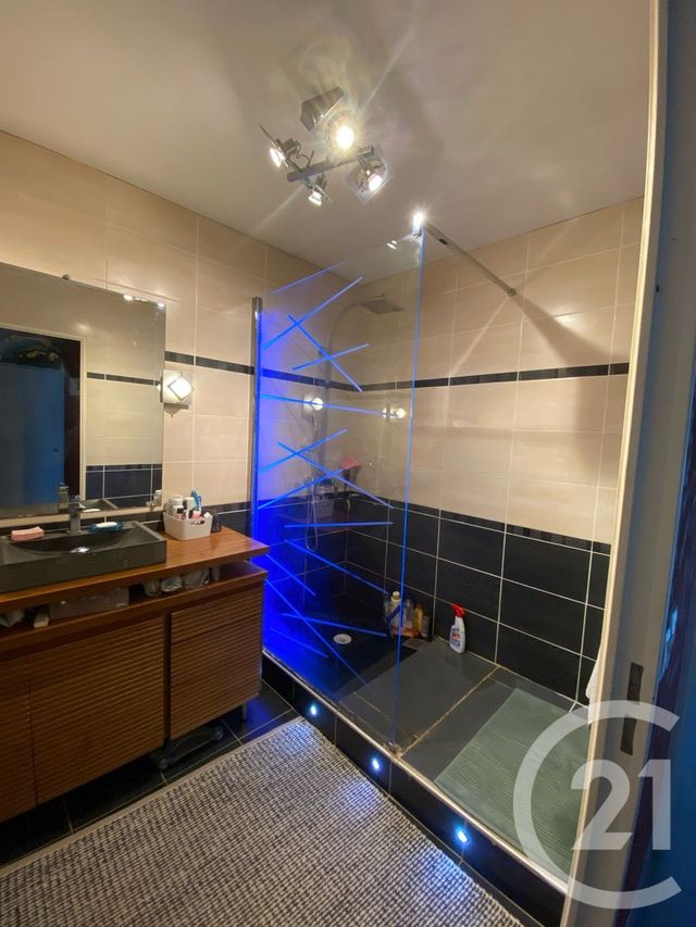 Appartement F3 &agrave; vendre - 3 pi&egrave;ces - 77,15 m2 - Marseille - 13010 - PROVENCE-ALPES-COTE-D-AZUR