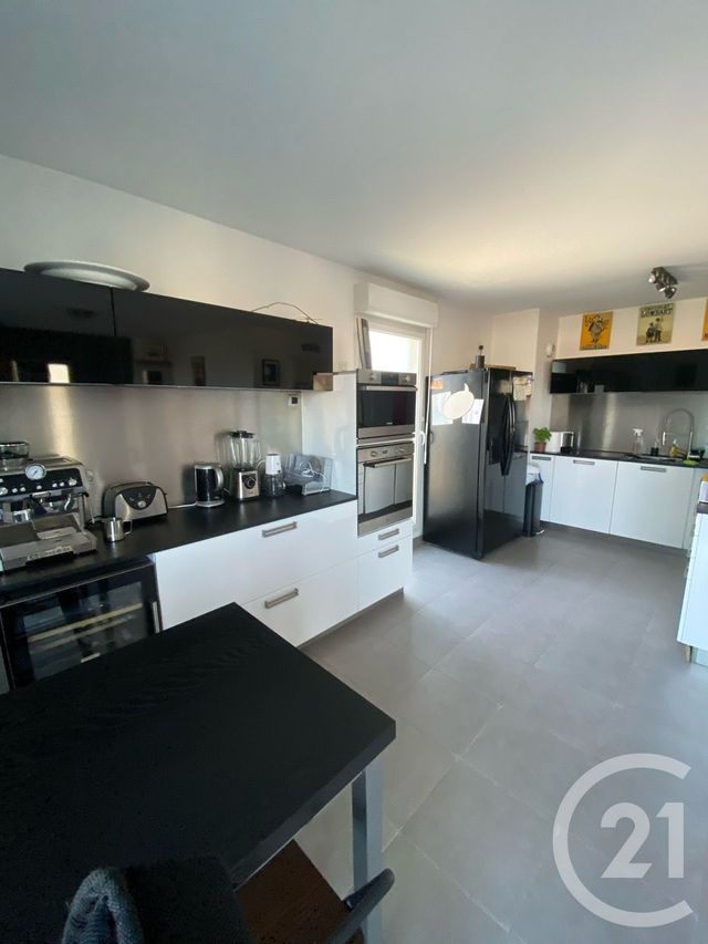 Appartement F3 &agrave; vendre - 3 pi&egrave;ces - 77,15 m2 - Marseille - 13010 - PROVENCE-ALPES-COTE-D-AZUR