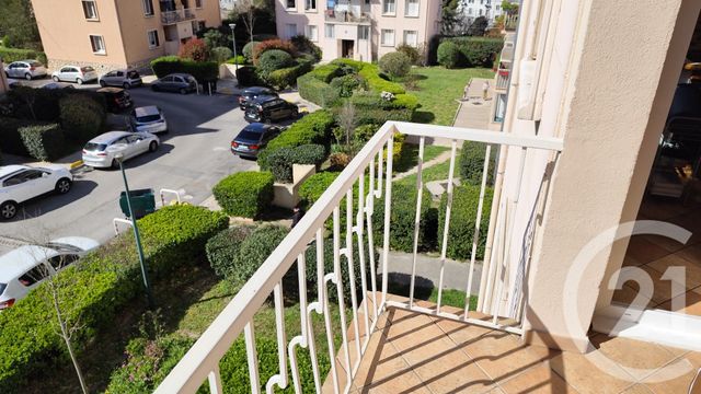 Appartement &agrave; vendre - 4 pi&egrave;ces - 69 m2 - Marseille - 13004 - PROVENCE-ALPES-COTE-D-AZUR