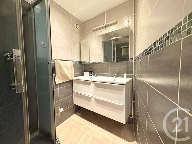 Appartement T3 à vendre - 3 pièces - 54,40 m2 - Marseille - 13001 - PROVENCE-ALPES-COTE-D-AZUR